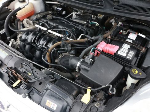 Used 2011 Ford Fiesta SE w/ Super Fuel Economy Pkg FWD image 47