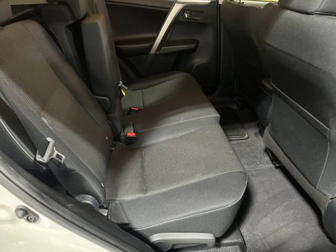 Used 2018 Toyota RAV4 XLE w/ Plus Extra Value Package FWD image 16