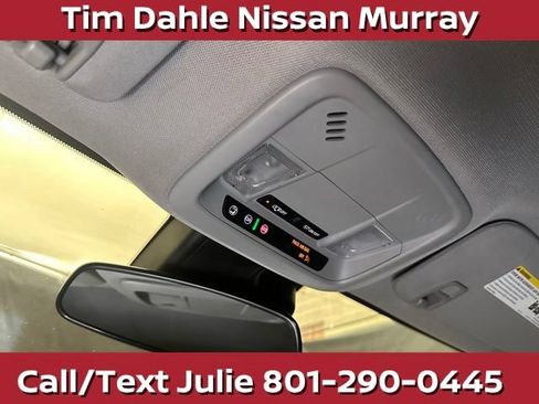 Used 2024 Chevrolet Malibu LT FWD image 32