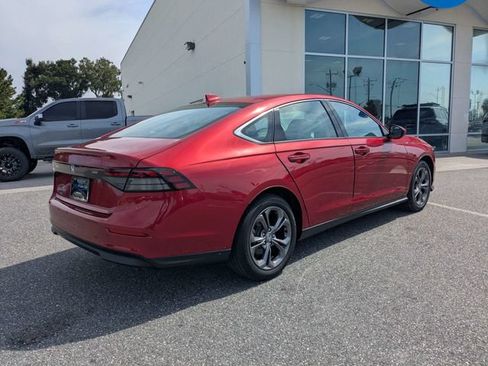 Used 2023 Honda Accord EX image 3