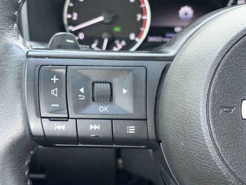 Certified 2024 Nissan Rogue SV w/ SV Premium Package FWD image 19