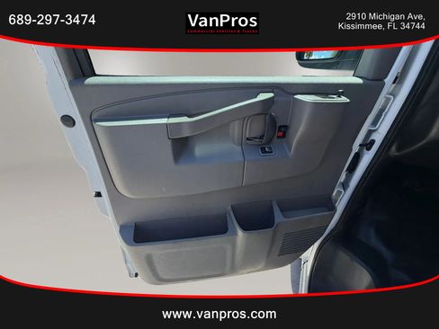 Used 2020 Chevrolet Express 2500 w/ Driver Convenience Package RWD image 8