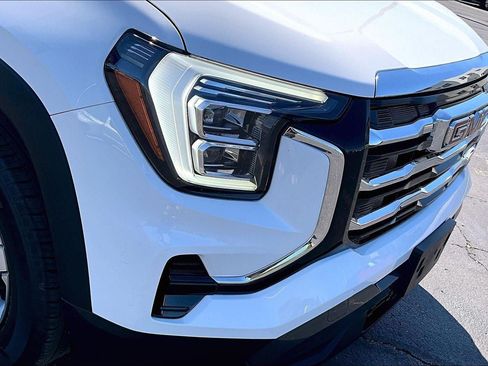 Used 2025 GMC Terrain Elevation AWD/4WD image 27
