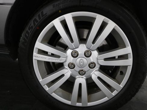 Used 2011 Land Rover Range Rover Supercharged AWD/4WD image 31