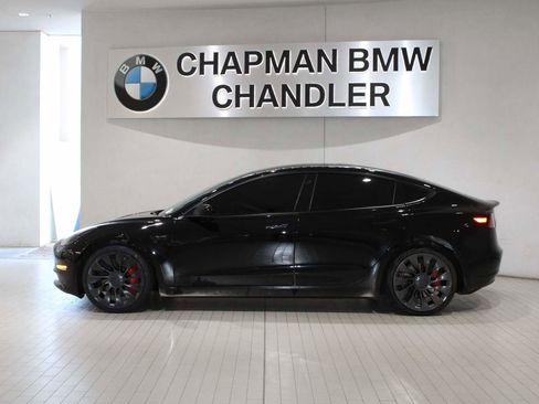 Used 2023 Tesla Model 3 Performance image 3