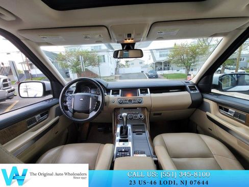 Used 2012 Land Rover Range Rover Sport HSE image 9
