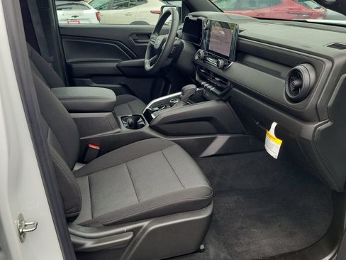 Used 2026 Chevrolet Colorado Trail Boss AWD/4WD image 18