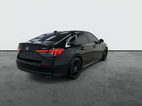 Used 2024 Honda Civic Sport image 3