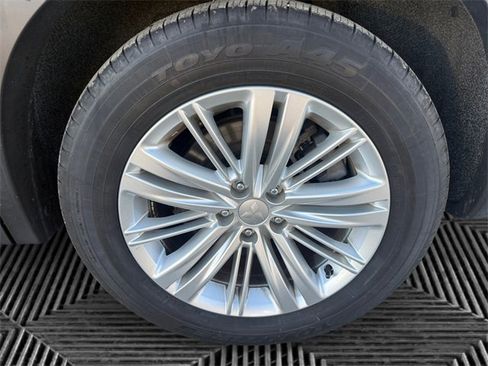 Used 2023 Mitsubishi Outlander ES image 32