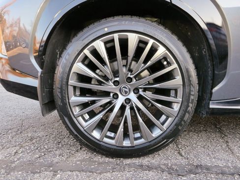 Used 2023 Lexus RZ 450e Luxury image 28