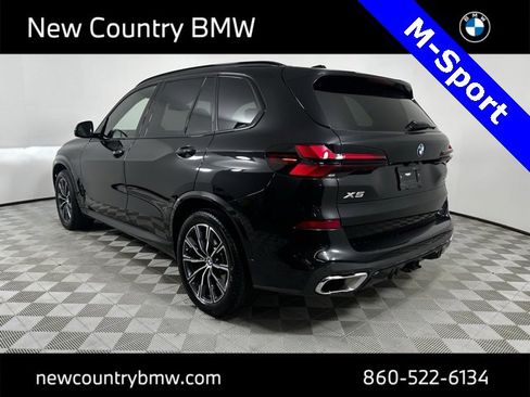Used 2024 BMW X5 xDrive40i w/ M Sport Package image 5