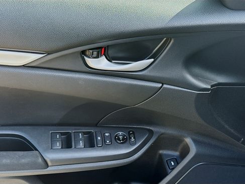 Used 2020 Honda Civic LX image 16