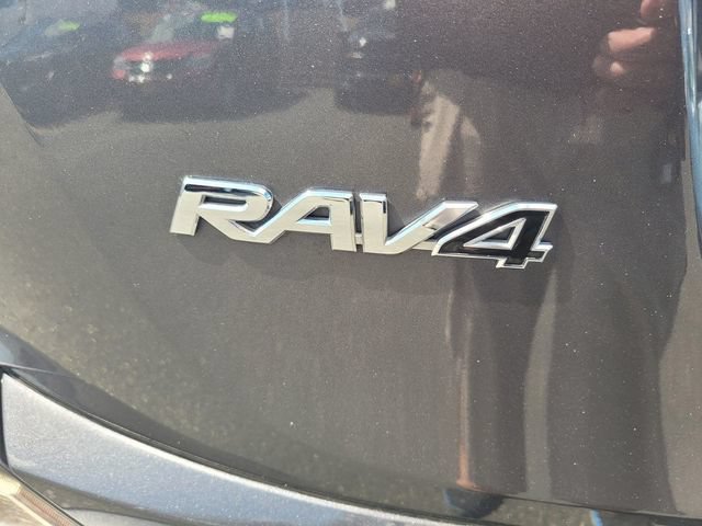 Used 2016 Toyota RAV4 Limited w/ Advanced Technology Package FWD image 10