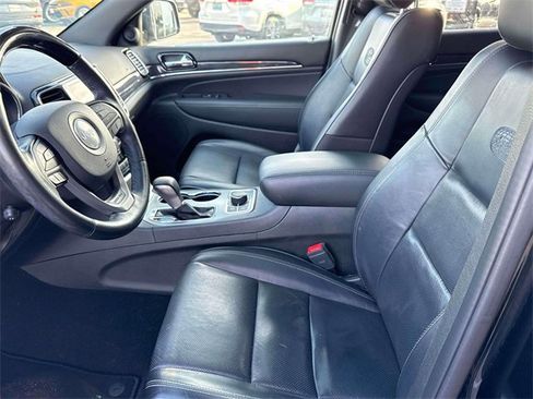 Used 2020 Jeep Grand Cherokee Overland image 6