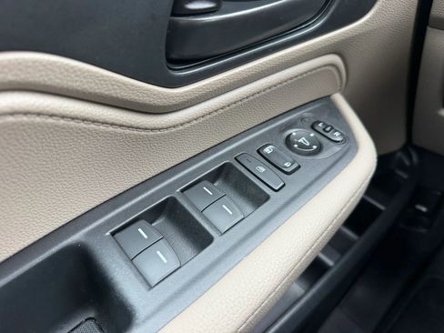 Used 2019 Honda Odyssey EX image 23
