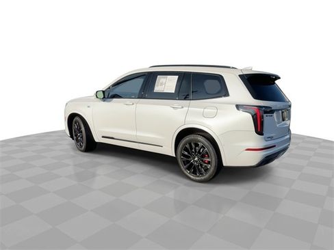 Certified 2024 Cadillac XT6 Sport w/ LPO, Onyx Lite Package image 6