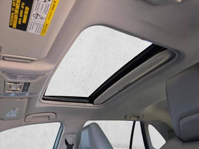 Used 2021 Toyota RAV4 XLE Premium AWD/4WD image 11