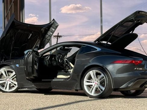 Used 2016 Jaguar F-TYPE Coupe image 29