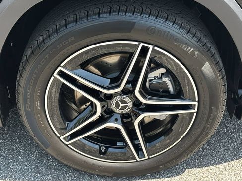Certified 2025 Mercedes-Benz GLB 250 image 14