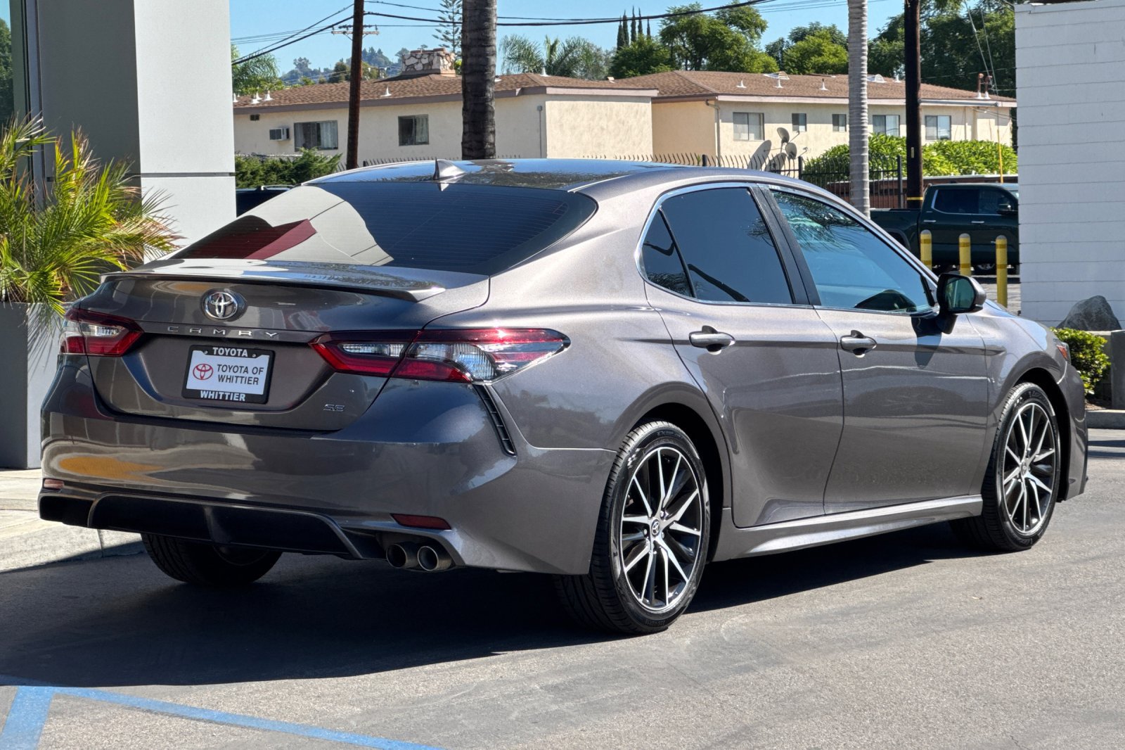 Certified 2021 Toyota Camry SE w/ Carpet Mat Package (TMS) FWD image 5