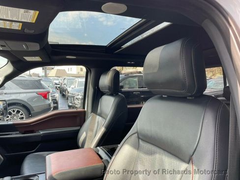 Used 2022 Ford F150 Lariat w/ Equipment Group 502A High image 12