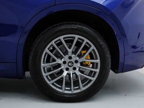 Certified 2023 Maserati Grecale Modena AWD/4WD image 19