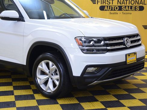 Used 2019 Volkswagen Atlas SE image 3