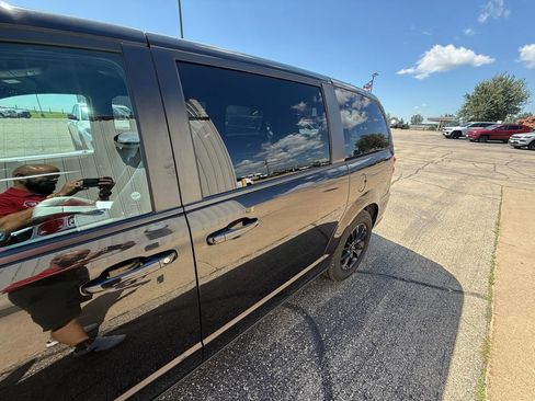 Used 2020 Dodge Grand Caravan GT FWD image 34