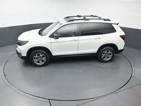Used 2023 Honda Passport TrailSport image 43