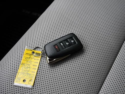 Used 2022 Lexus RX 350 AWD w/ Premium Package image 15
