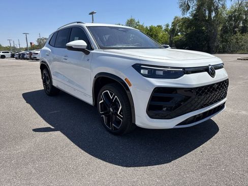 New 2026 Volkswagen Tiguan SEL R-Line AWD/4WD image 8