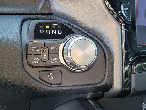 Used 2026 RAM 1500 Laramie AWD/4WD image 31