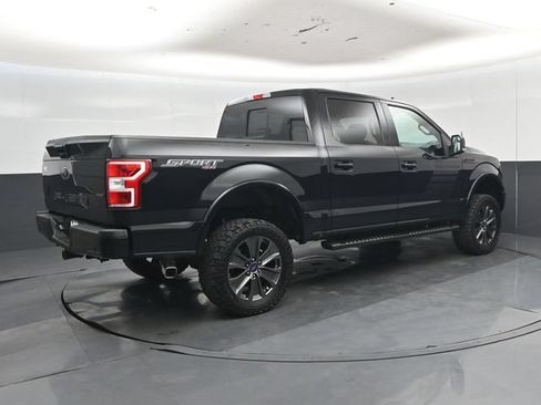 Used 2018 Ford F150 XLT w/ Equipment Group 302A Luxury AWD/4WD image 3