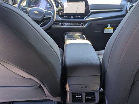 New 2026 Chevrolet Equinox LT w/ Safety and Technology Package FWD image 28