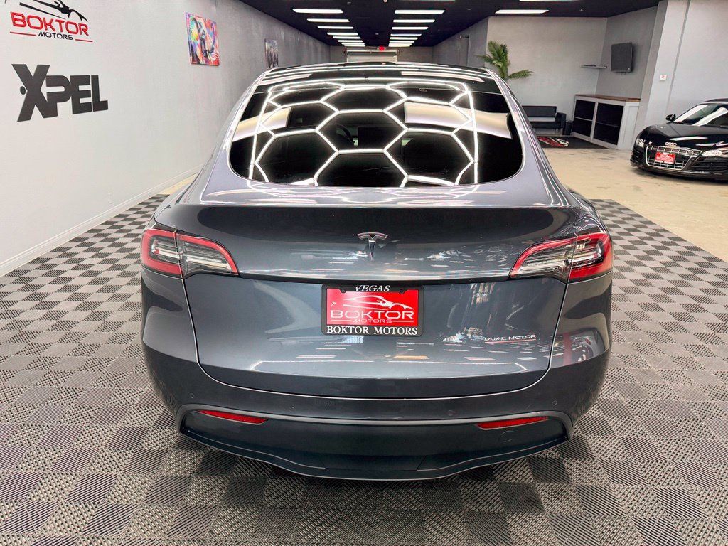 Used 2022 Tesla Model Y Performance AWD/4WD image 13