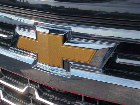 Certified 2024 Chevrolet Silverado 1500 LTZ image 31