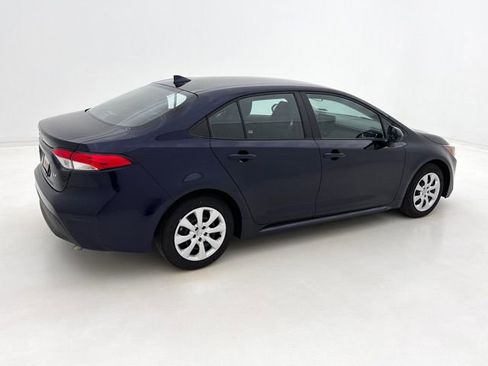 Used 2025 Toyota Corolla LE FWD image 6