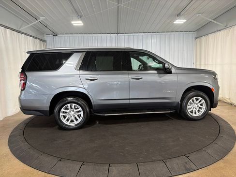 Certified 2021 Chevrolet Tahoe LT w/ Luxury Package AWD/4WD image 10