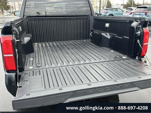 Used 2024 Toyota Tacoma TRD Sport image 9