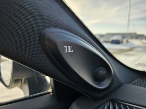 Used 2025 Toyota Highlander Platinum image 23