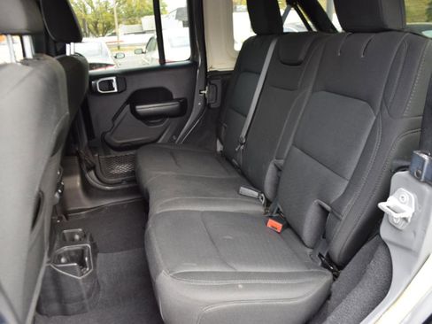 Used 2020 Jeep Wrangler Unlimited Sport S AWD/4WD image 22
