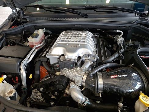 Used 2021 Dodge Durango SRT Hellcat w/ Premium Interior Group AWD/4WD image 29