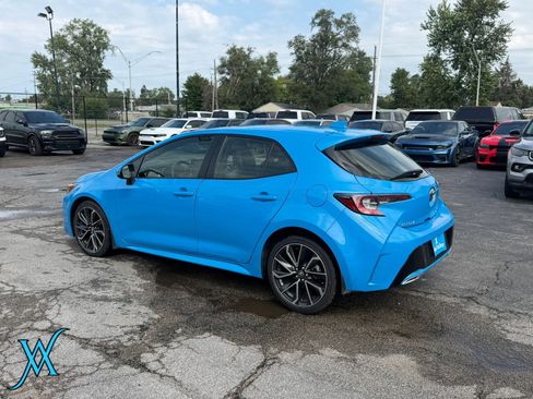 Used 2019 Toyota Corolla XSE FWD image 5