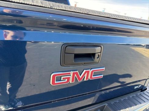 Used 2018 GMC Sierra 1500 SLT w/ SLT Premium Package image 28