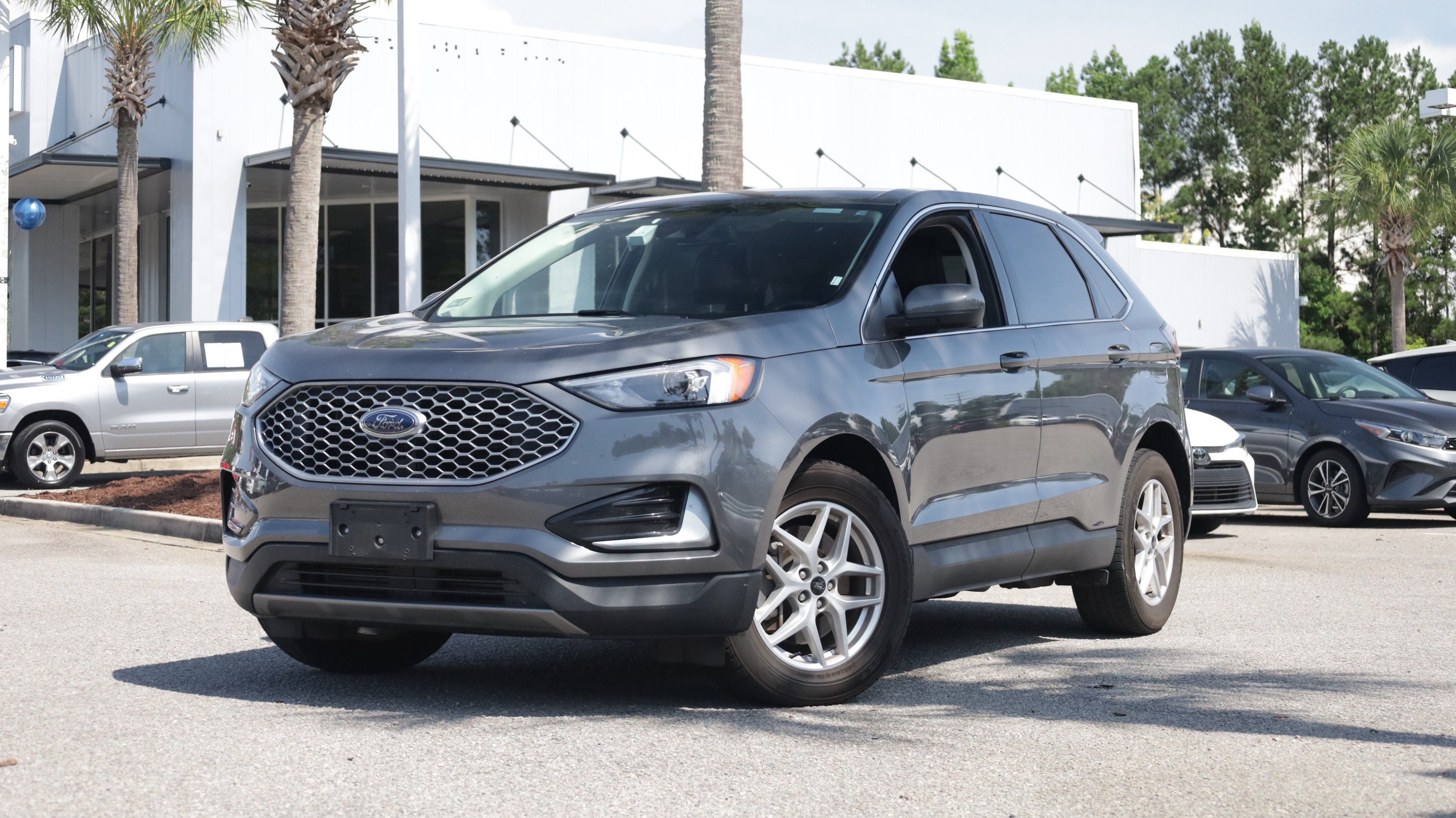 Used 2023 Ford Edge SEL AWD/4WD image 1