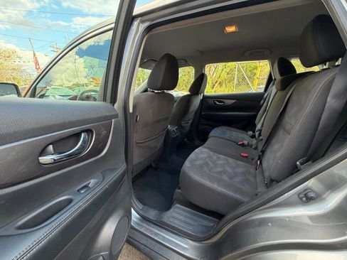 Used 2016 Nissan Rogue S image 25