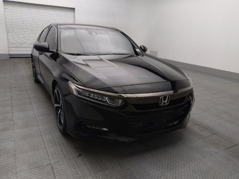 Used 2019 Honda Accord Sport image 14
