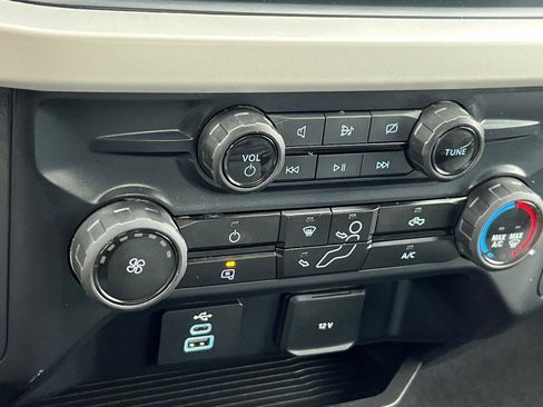 Certified 2024 Ford F350 XLT image 20