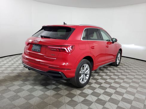 Certified 2022 Audi Q3 2.0T Premium w/ Convenience Package image 10