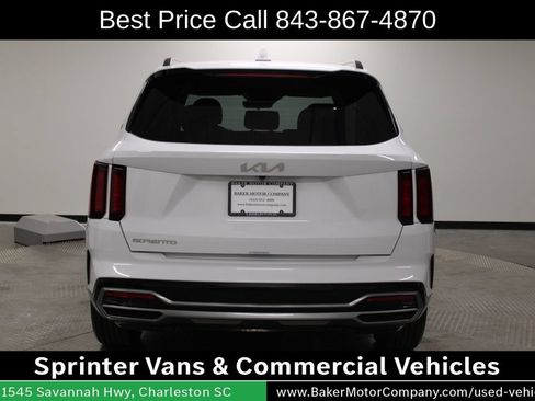 Used 2023 Kia Sorento S w/ Panoramic Sunroof Package FWD image 6